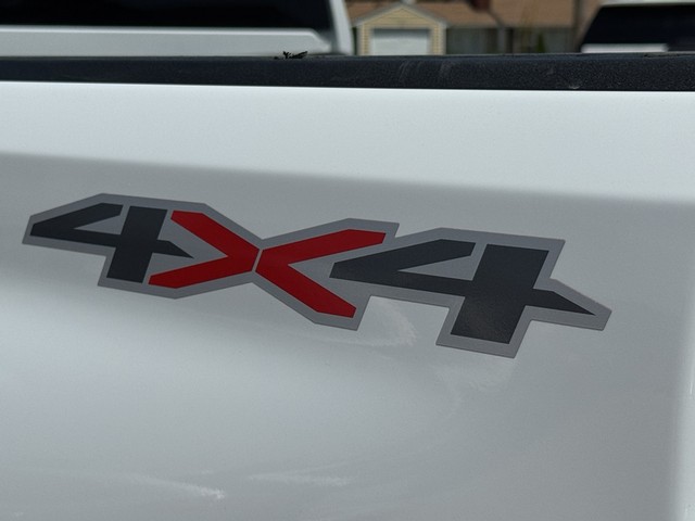 2023 Chevrolet Silverado 2500HD LT 4WD Crew Cab image 15