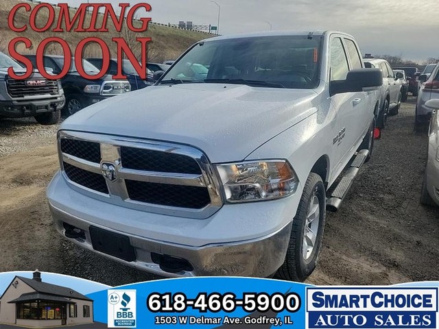 2022 Ram 1500 Classic SLT 4x4 image 01