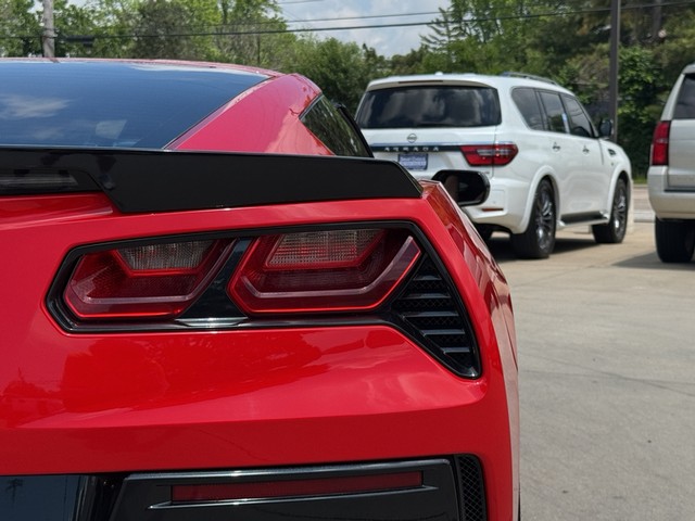 2015 Chevrolet Corvette Z51 2LT image 13