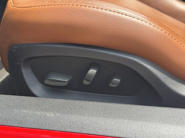 2015 Chevrolet Corvette Z51 2LT image 21
