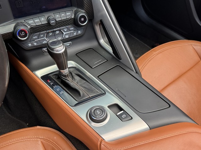 2015 Chevrolet Corvette Z51 2LT image 29
