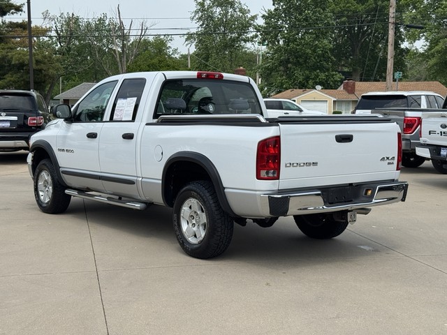 2004 Dodge Ram 1500 4WD SLT Quad Cab image 06