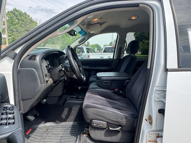 2004 Dodge Ram 1500 4WD SLT Quad Cab image 20