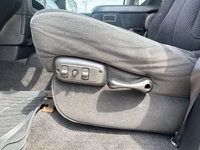 2004 Dodge Ram 1500 4WD SLT Quad Cab image 21