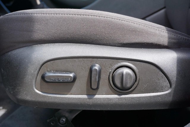 2023 Chevrolet Malibu LT FWD image 22