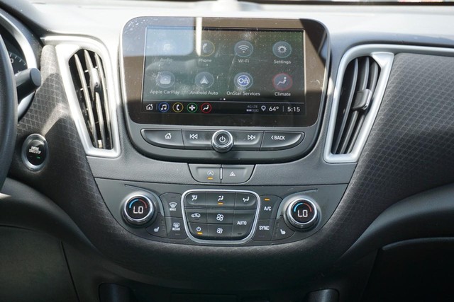 2023 Chevrolet Malibu LT FWD image 32