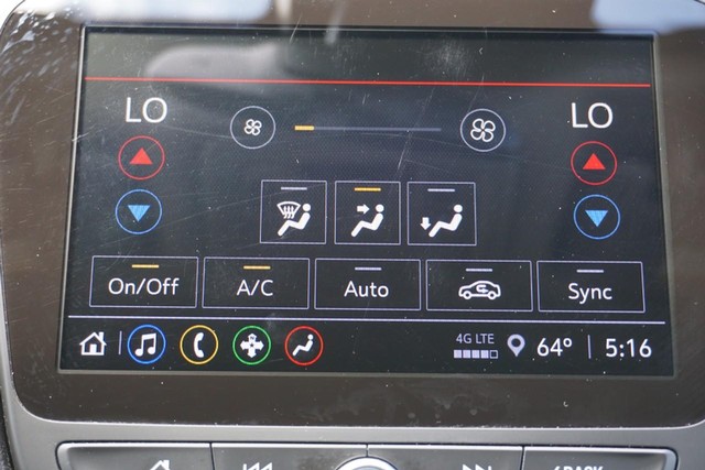 2023 Chevrolet Malibu LT FWD image 43