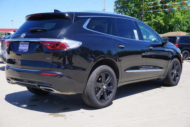 2024 Buick Enclave Essence AWD image 03