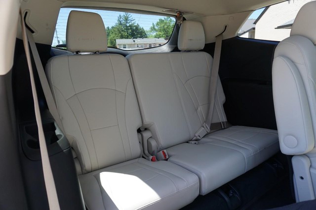 2024 Buick Enclave Essence AWD image 29