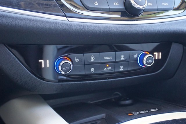2024 Buick Enclave Essence AWD image 44