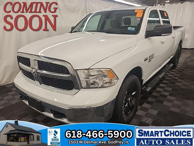 2022 Ram 1500 Classic SLT 4x4 image 01