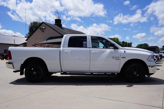 2022 Ram 1500 Classic SLT  Crew Cab 4WD image 02