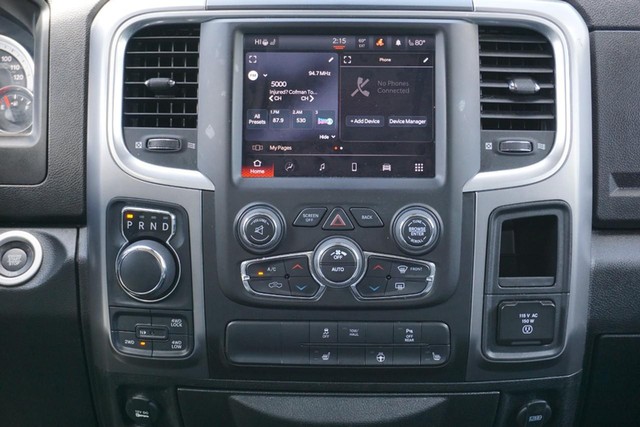 2022 Ram 1500 Classic SLT  Crew Cab 4WD image 33