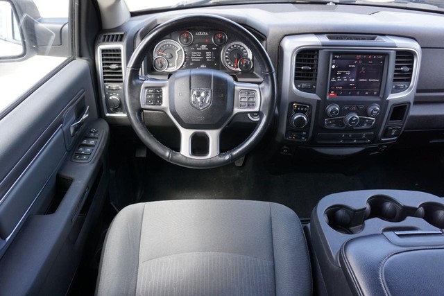 2022 Ram 1500 Classic SLT  Crew Cab 4WD image 34