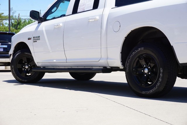 2022 Ram 1500 Classic SLT  Crew Cab 4WD image 14