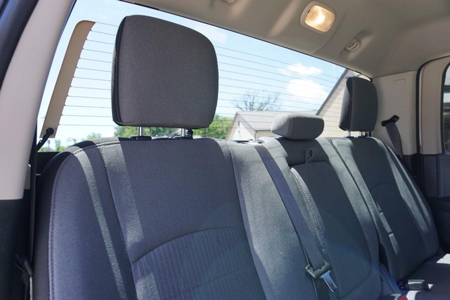 2022 Ram 1500 Classic SLT  Crew Cab 4WD image 29
