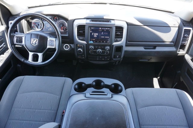 2022 Ram 1500 Classic SLT  Crew Cab 4WD image 32