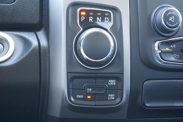 2022 Ram 1500 Classic SLT  Crew Cab 4WD image 42