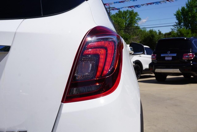 2020 Buick Encore Preferred FWD image 16