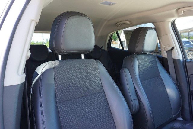 2020 Buick Encore Preferred FWD image 25