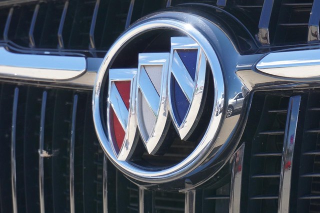2019 Buick Enclave Essence FWD image 11