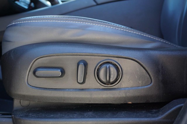 2019 Buick Enclave Essence FWD image 23