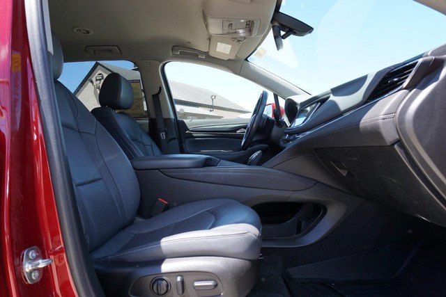 2019 Buick Enclave Essence FWD image 31