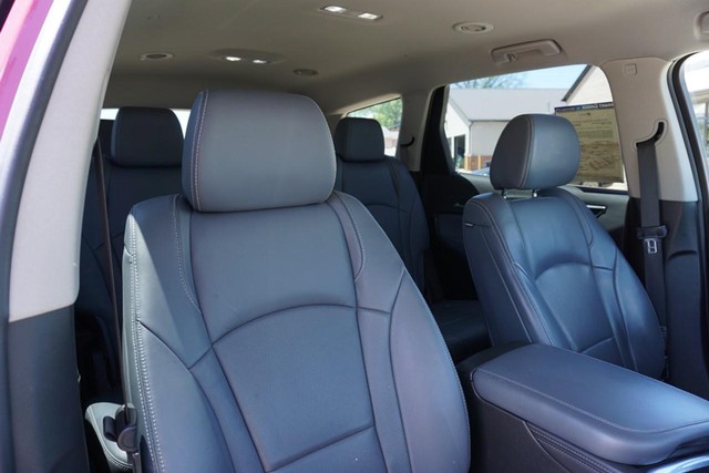 2019 Buick Enclave Essence FWD image 33