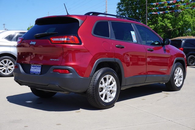 2017 Jeep Cherokee FWD Sport image 03