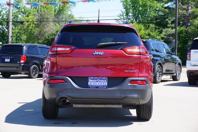 2017 Jeep Cherokee FWD Sport image 04