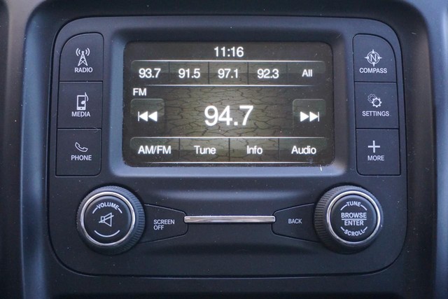 2017 Jeep Cherokee FWD Sport image 35