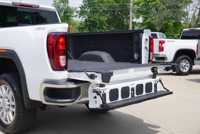2022 GMC Sierra 2500HD SLE Double Cab 4WD image 23