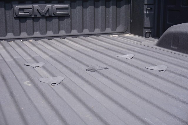 2022 GMC Sierra 2500HD SLE Double Cab 4WD image 24