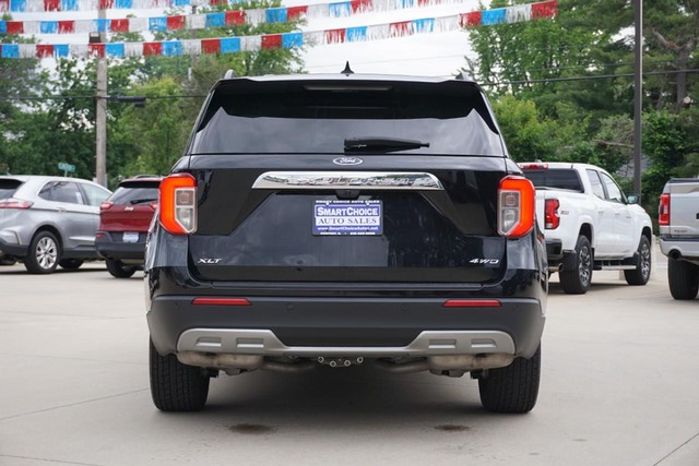 2023 Ford Explorer XLT 4WD image 04