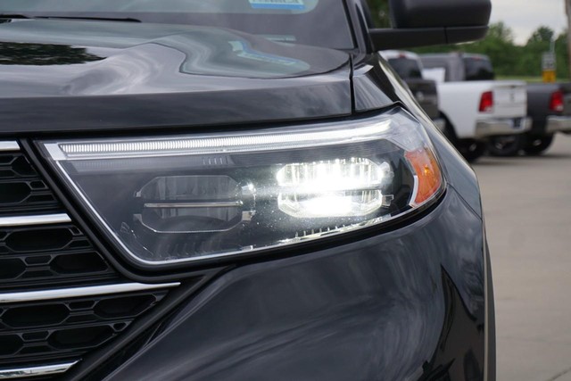 2023 Ford Explorer XLT 4WD image 10