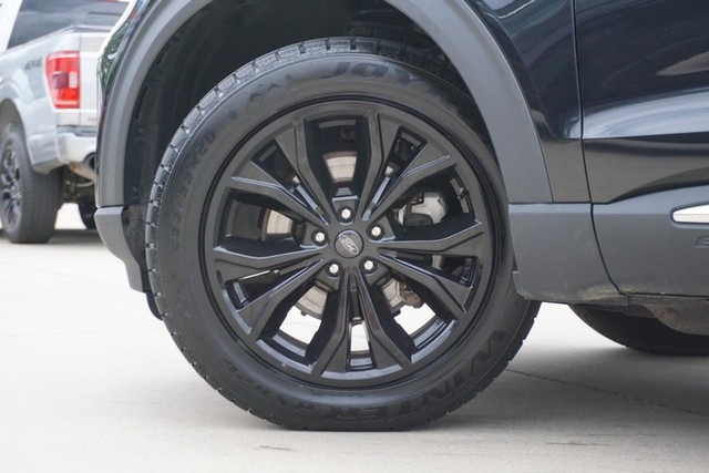 2023 Ford Explorer XLT 4WD image 15