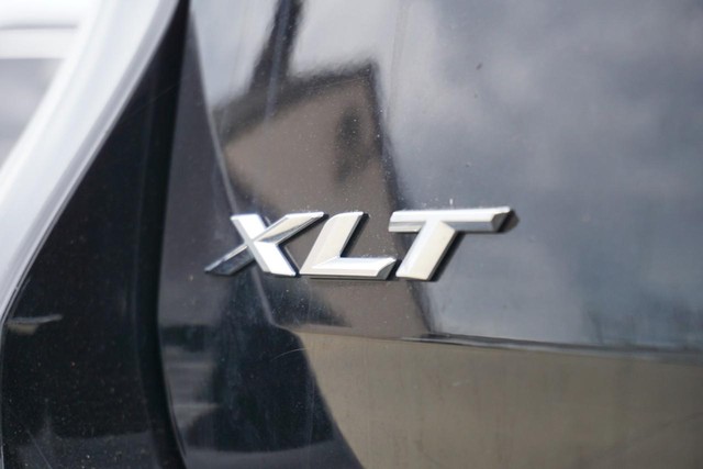 2023 Ford Explorer XLT 4WD image 19