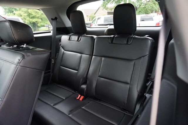 2023 Ford Explorer XLT 4WD image 26