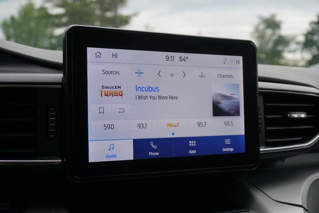 2023 Ford Explorer XLT 4WD image 41