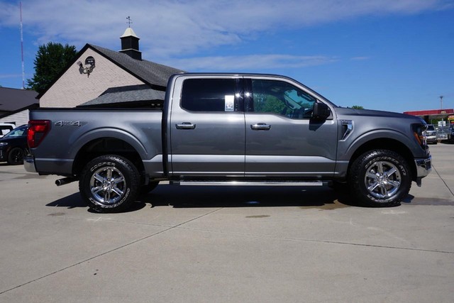2024 Ford F-150 XLT SuperCrew 4WD image 02