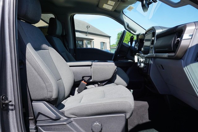 2024 Ford F-150 XLT SuperCrew 4WD image 32
