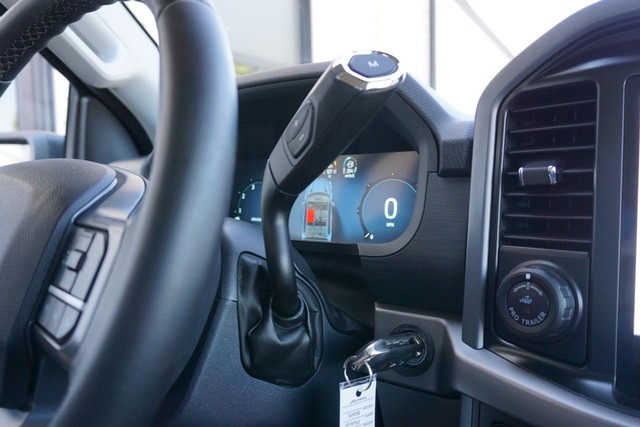 2024 Ford F-150 XLT SuperCrew 4WD image 39