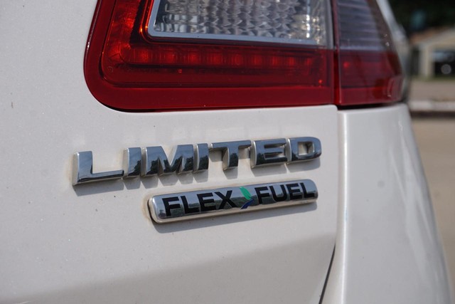 2013 Ford Taurus Limited image 19