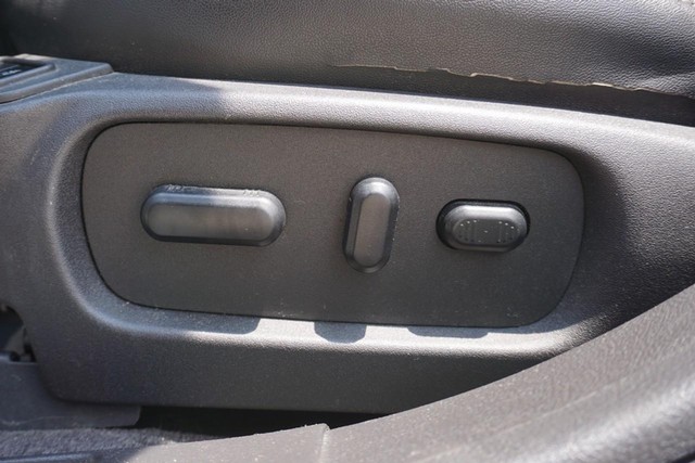 2013 Ford Taurus Limited image 22