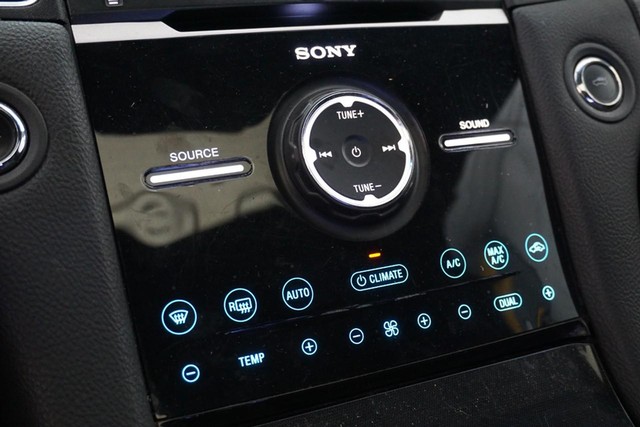2013 Ford Taurus Limited image 41