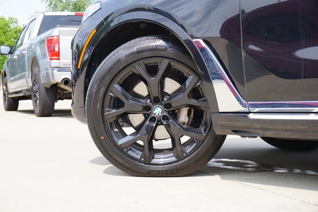 2022 BMW X7 xDrive40i AWD image 14