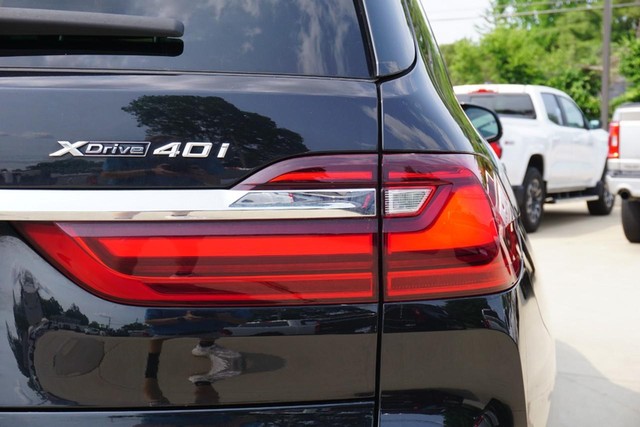 2022 BMW X7 xDrive40i AWD image 18
