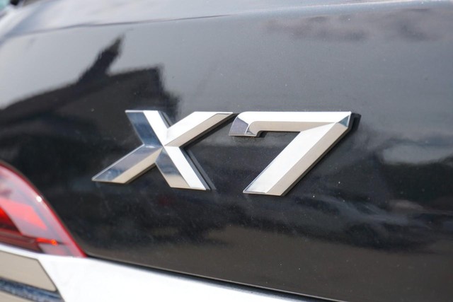 2022 BMW X7 xDrive40i AWD image 19