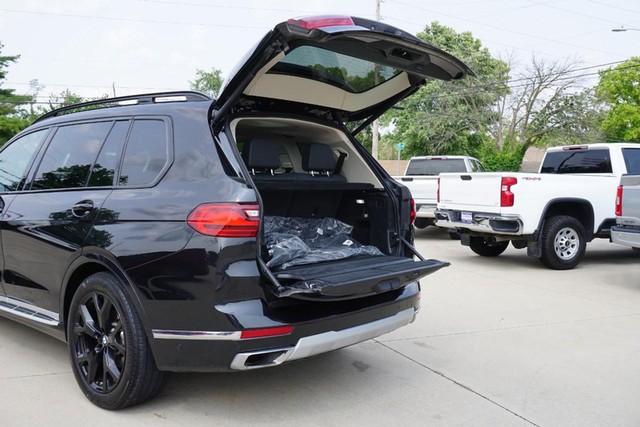 2022 BMW X7 xDrive40i AWD image 22