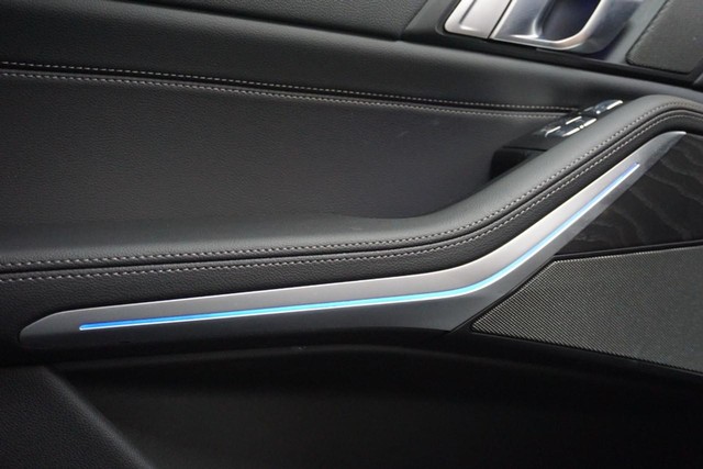 2022 BMW X7 xDrive40i AWD image 50